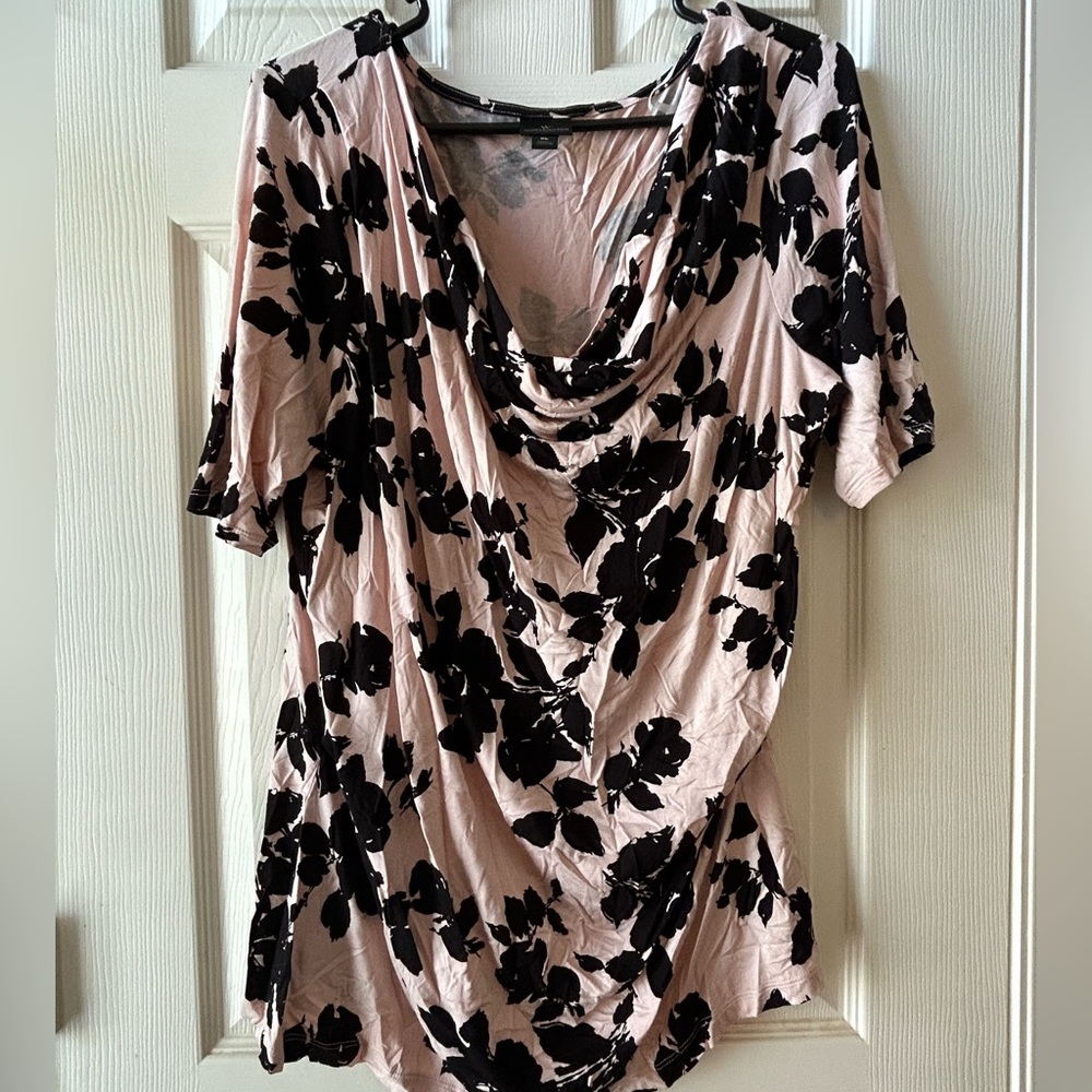 ✨Worthington Black Floral Cowl Neck Blouse